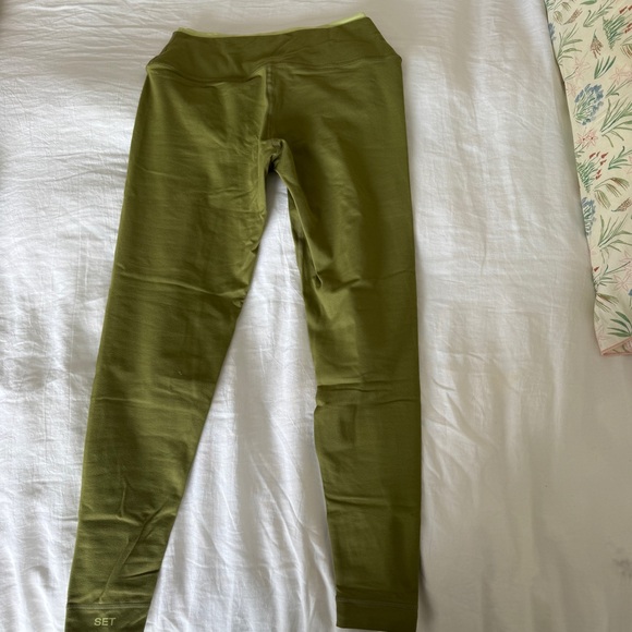 Brand New - Set Active Leggings - Picture 3 of 5